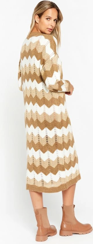 LOLALIZA Trui-jurk Met Zigzagprint - Camel - Maat XL 2 LOLALIZA Trui-jurk Met Zigzagprint - Camel - Maat XL - Afbeelding 2