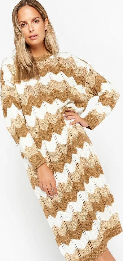 LOLALIZA Trui-jurk Met Zigzagprint - Camel - Maat XL 1 LOLALIZA Trui-jurk Met Zigzagprint - Camel - Maat XL
