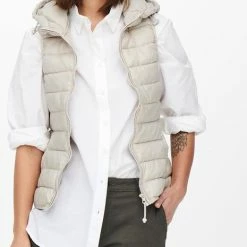 ONLY ONLNEWTAHOE HOOD WAISTCOAT OTW NOOS Dames Jas - Maat XL 12 ONLY ONLNEWTAHOE HOOD WAISTCOAT OTW NOOS Dames Jas - Maat XL -Dameskleding Verkoop 465x840 1