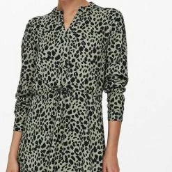 ONLY ONLCORY L/S V-NECK TUNIC WVN NOOS Dames T-shirt - Maat L 26 ONLY ONLCORY L/S V-NECK TUNIC WVN NOOS Dames T-shirt - Maat L -Dameskleding Verkoop 470x840 3