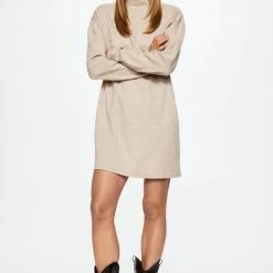 Mango Jurk Geribde Jurk Met Omgeslagen Col 37067106 08 Dames Maat - S -Dameskleding Verkoop 534x840 4