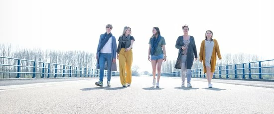 Knit Factory Luna Lang Gebreid Dames Vest - Antraciet - 40/42 4 Knit Factory Luna Lang Gebreid Dames Vest - Antraciet - 40/42 - Afbeelding 4