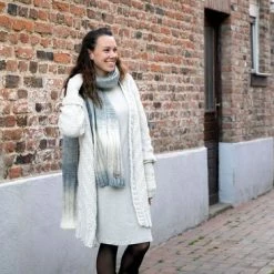 Knit Factory Sally Gebreid Dames Vest - Cappuccino - 40/42 - Grof Gebreid -Dameskleding Verkoop 550x366 5