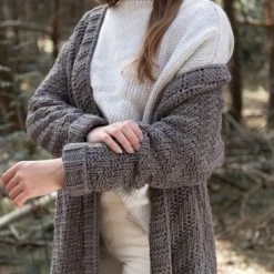 Knit Factory Sally Gebreid Dames Vest - Cappuccino - 40/42 - Grof Gebreid -Dameskleding Verkoop 550x366 6