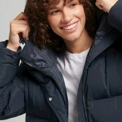 Superdry Maxi Hooded Jas Vrouwen - Maat 42 15 Superdry Maxi Hooded Jas Vrouwen - Maat 42 -Dameskleding Verkoop 550x671 27