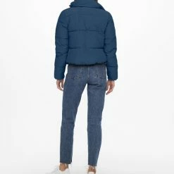Only Jas Onldolly Short Puffer Jacket Otw No 15205371 Dark Denim Dames Maat - L 9 Only Jas Onldolly Short Puffer Jacket Otw No 15205371 Dark Denim Dames Maat - L -Dameskleding Verkoop 550x704 3