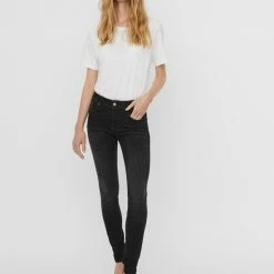 Vero Moda VEO MODA VMLUX MR SLIM JEANS RI101 NOOS Dames Jeans - Maat S -Dameskleding Verkoop 550x712 20