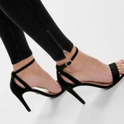 ONLY ONLKENDELL ETERNAL ANKLE Bla NOOS Dames Jeans - Maat XL30 16 ONLY ONLKENDELL ETERNAL ANKLE Bla NOOS Dames Jeans - Maat XL30 -Dameskleding Verkoop 550x733 160