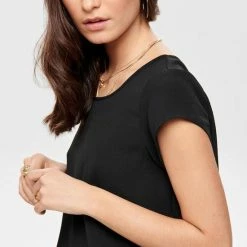 ONLY ONLVIC SS SOLID TOP NOOS WVN Dames T-Shirt - Maat 34 23 ONLY ONLVIC SS SOLID TOP NOOS WVN Dames T-Shirt - Maat 34 -Dameskleding Verkoop 550x733 419