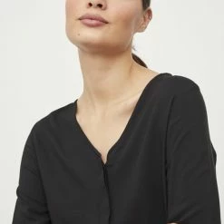 VILA VIPAYA V-NECK L/S SHIRT/SU - NOOS Dames Blouse - Maat 34 10 VILA VIPAYA V-NECK L/S SHIRT/SU - NOOS Dames Blouse - Maat 34 -Dameskleding Verkoop 550x733 430