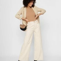 Pieces PCBOSS 3/4 BLAZER NOOS Dames Blazer - Maat XS 17 Pieces PCBOSS 3/4 BLAZER NOOS Dames Blazer - Maat XS -Dameskleding Verkoop 550x733 493