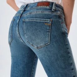 LTB Jeans LTB Nicole Jeans Volwassenen Lichtblauw -Dameskleding Verkoop 550x733 65