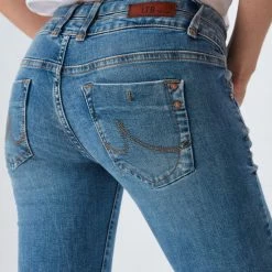 LTB Jeans LTB Julita X Jeans Volwassenen Lichtblauw 20 LTB Jeans LTB Julita X Jeans Volwassenen Lichtblauw -Dameskleding Verkoop 550x733 85