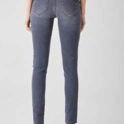 LTB Jeans LTB Nicole Jeans Volwassenen Lichtblauw -Dameskleding Verkoop 550x786 4