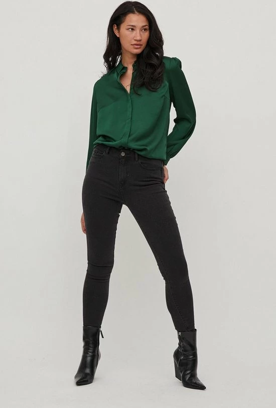 Vila Blouse Viellette Satin L/s Shirt/su - Noos 14063320 Pineneedle Dames Maat - W44 4 Vila Blouse Viellette Satin L/s Shirt/su - Noos 14063320 Pineneedle Dames Maat - W44 - Afbeelding 4