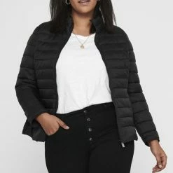 ONLY CARMAKOMA CARTAHOE QUILTED JACKET OTW Dames Jas - Maat S/44 11 ONLY CARMAKOMA CARTAHOE QUILTED JACKET OTW Dames Jas - Maat S/44 -Dameskleding Verkoop 550x815 1