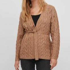 Vila Vest Viella L/s Cable Knit Cardigan/su/t 14075496 Toasted Coconut Dames Maat - M -Dameskleding Verkoop 550x817 13
