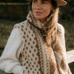 Alwero Dames Gilet "Gerda Aran 100% Wol " Bruin - Maat M 8 Alwero Dames Gilet "Gerda Aran 100% Wol " Bruin - Maat M -Dameskleding Verkoop 550x823