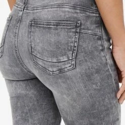 ONLY ONLPOWER MID PUSH UP SK AZG937 NOOS Dames Jeans - Maat L X L30 -Dameskleding Verkoop 550x825 149