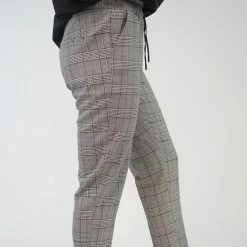 La Pèra Geruite Casual Broek Akhan Grijs Dames - Maat 40 9 La Pèra Geruite Casual Broek Akhan Grijs Dames - Maat 40 -Dameskleding Verkoop 550x825 199