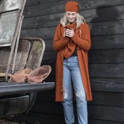 Knit Factory Luna Lang Gebreid Dames Vest - Bordeaux - 40/42 29 Knit Factory Luna Lang Gebreid Dames Vest - Bordeaux - 40/42 -Dameskleding Verkoop 550x825 225