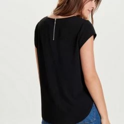 ONLY ONLVIC SS SOLID TOP NOOS WVN Dames T-Shirt - Maat 34 21 ONLY ONLVIC SS SOLID TOP NOOS WVN Dames T-Shirt - Maat 34 -Dameskleding Verkoop 550x825 391