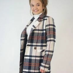 La Pèra Geruite Trenchcoat Akhan Zwart - Beige - Camel - Roestbruin Lange Blazer Dames - Maat 38 -Dameskleding Verkoop 550x825 465