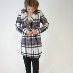 La Pèra Geruite Trenchcoat Akhan Zwart - Beige - Camel - Roestbruin Lange Blazer Dames - Maat 38 -Dameskleding Verkoop 550x825 468