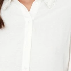 Jacqueline De Yong Blouse Jdyqueen L/s Collar Shirt Wvn 15270684 Cloud Dancer Dames Maat - XS 14 Jacqueline De Yong Blouse Jdyqueen L/s Collar Shirt Wvn 15270684 Cloud Dancer Dames Maat - XS -Dameskleding Verkoop 550x826 3